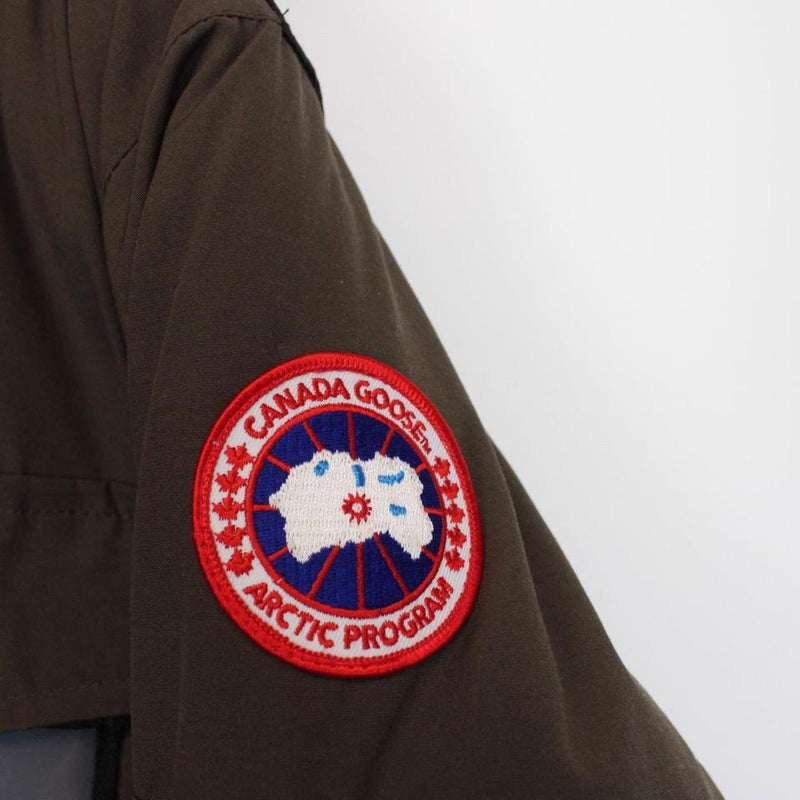 Canada Goose Snow Mantra Parka Down Coat Large