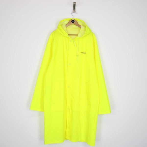 Vetements sale raincoat yellow