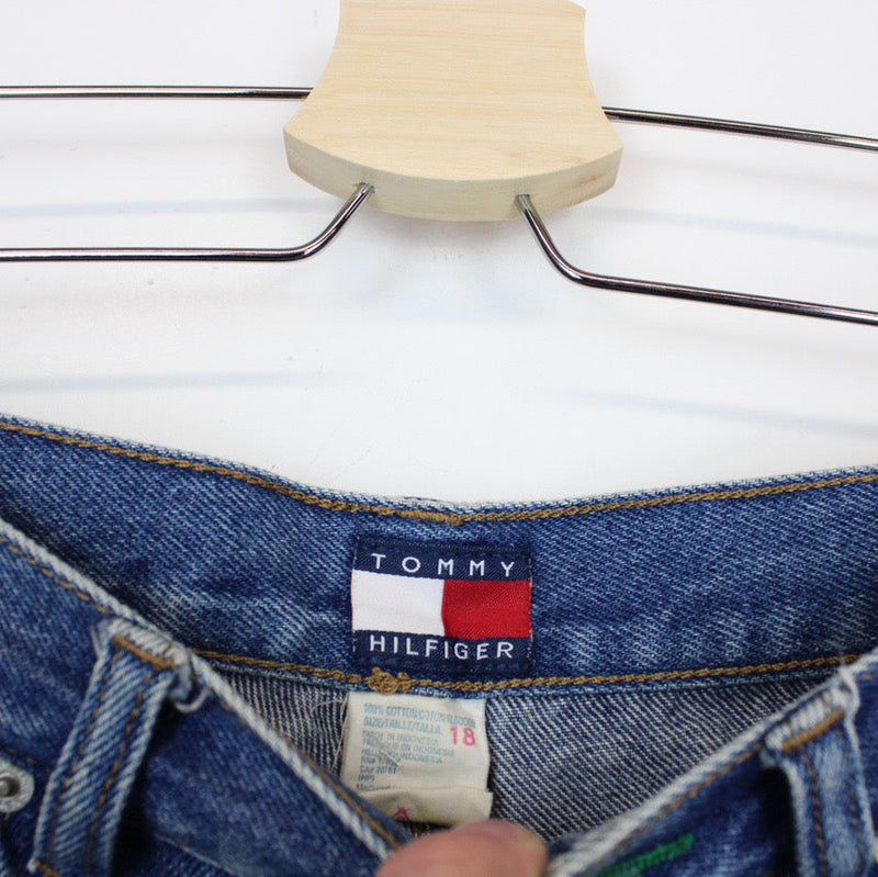 Vintage Tommy Hilfiger Denim Shorts Medium