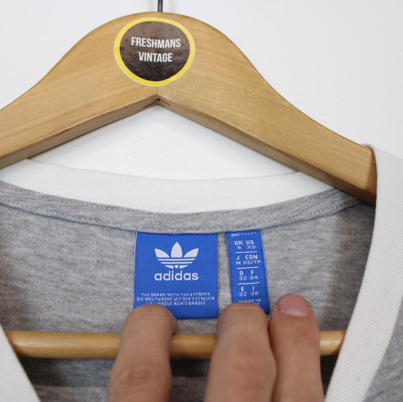 Adidas T-Shirt UK 6