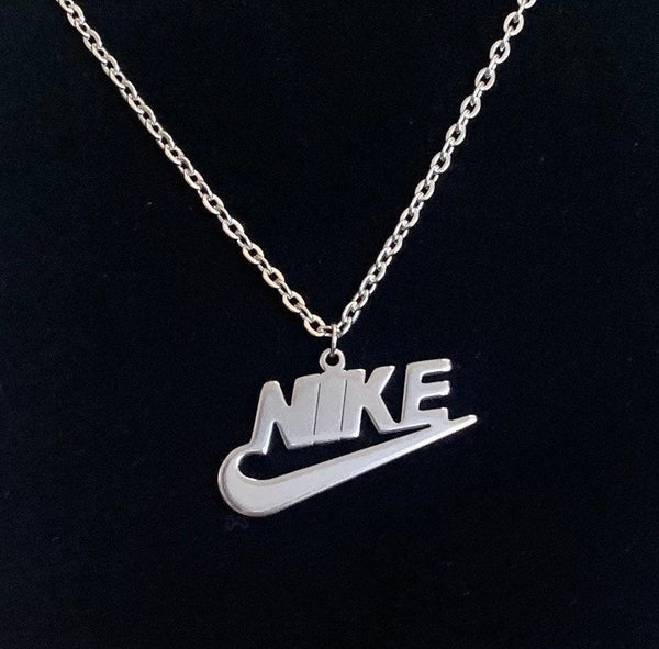 Nike Spellout Necklace Silver