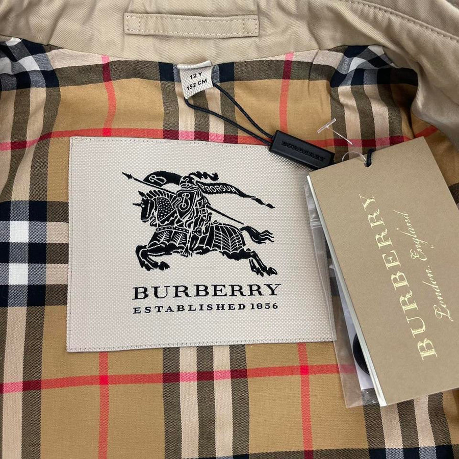 Burberry trench coat tag online