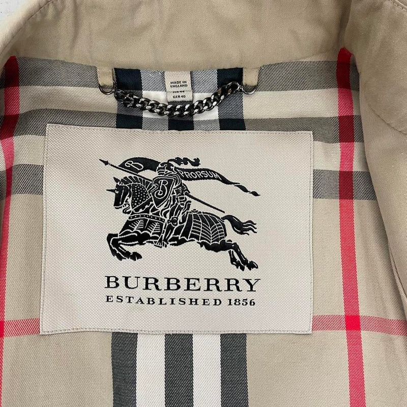 Burberry Trench Coat Medium