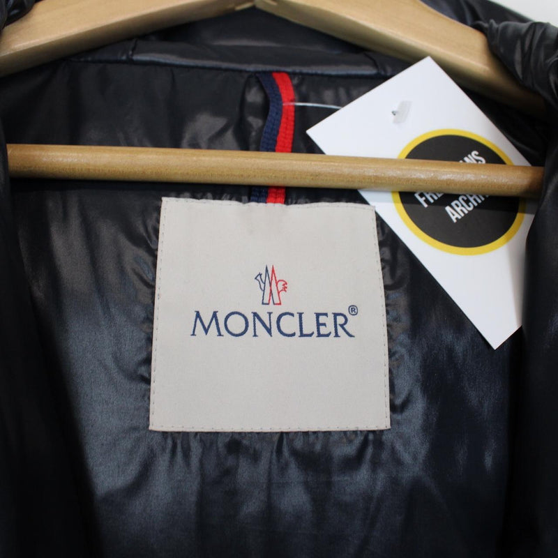 Moncler Nil Navy Blue and White Full Zip Waterproof Down Puffer Jacket