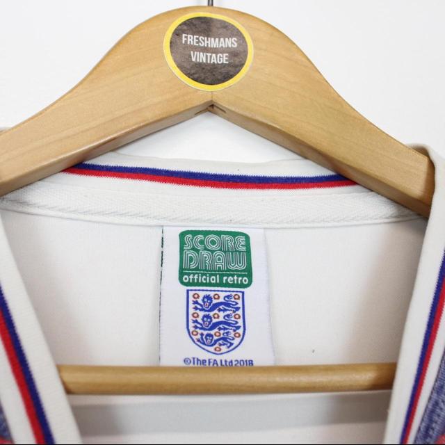 England Score Draw 1982 White Home Short Sleeve Football Shirt