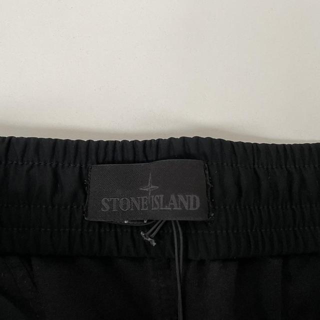 Stone Island Ghost AW 2018 Black Tapered Fit Trousers