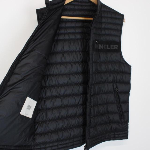 Moncler Black Down Roussilon Gilet / Bodywarmer Jacket