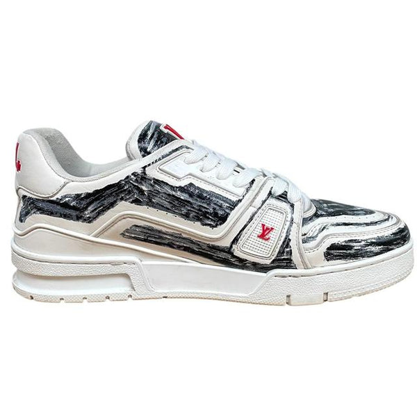 Louis Vuitton 54 White and Black Coloured-In Trainers