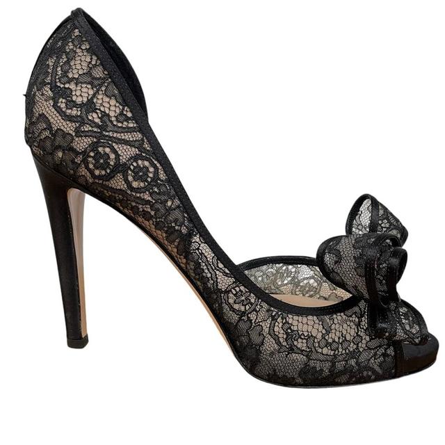 Valentino Garavani Black Bow Peep Toe Satin Lace High Heels