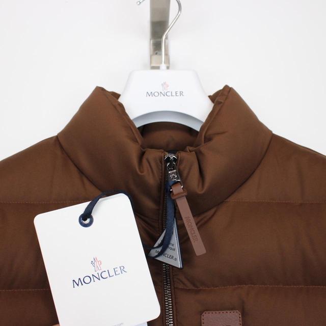 Moncler Lauriolle Brown Full Zip Hooded Short Down Jacket