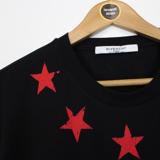 Givenchy Paris Black and Red Stars Print Short Sleeve T-Shirt