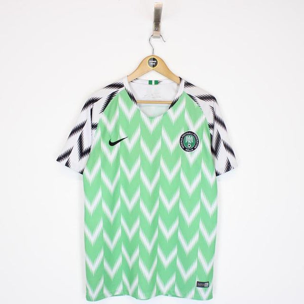 Nike Nigeria 2018/19 Green and White Home Short Sleeve Football Shirt