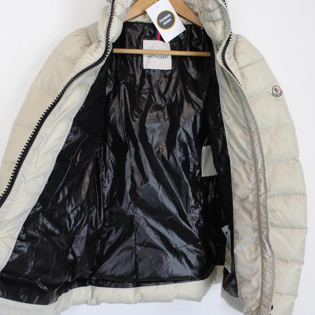 Moncler Pensee Giubbotto Beige Full Zip Down Puffer Jacket