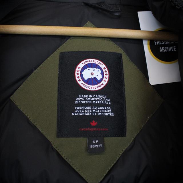 Canada Goose Green Chilliwack Bomber Down Jacket with Fur Trim